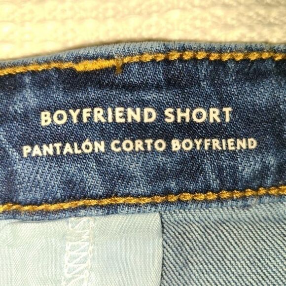 Universal Thread Boyfriend Jean shorts - Picture 2 of 5